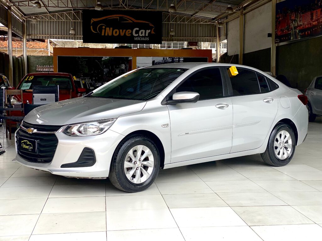 CHEVROLET ONIX PLUS 1.0 MT LT2 2022/2022
