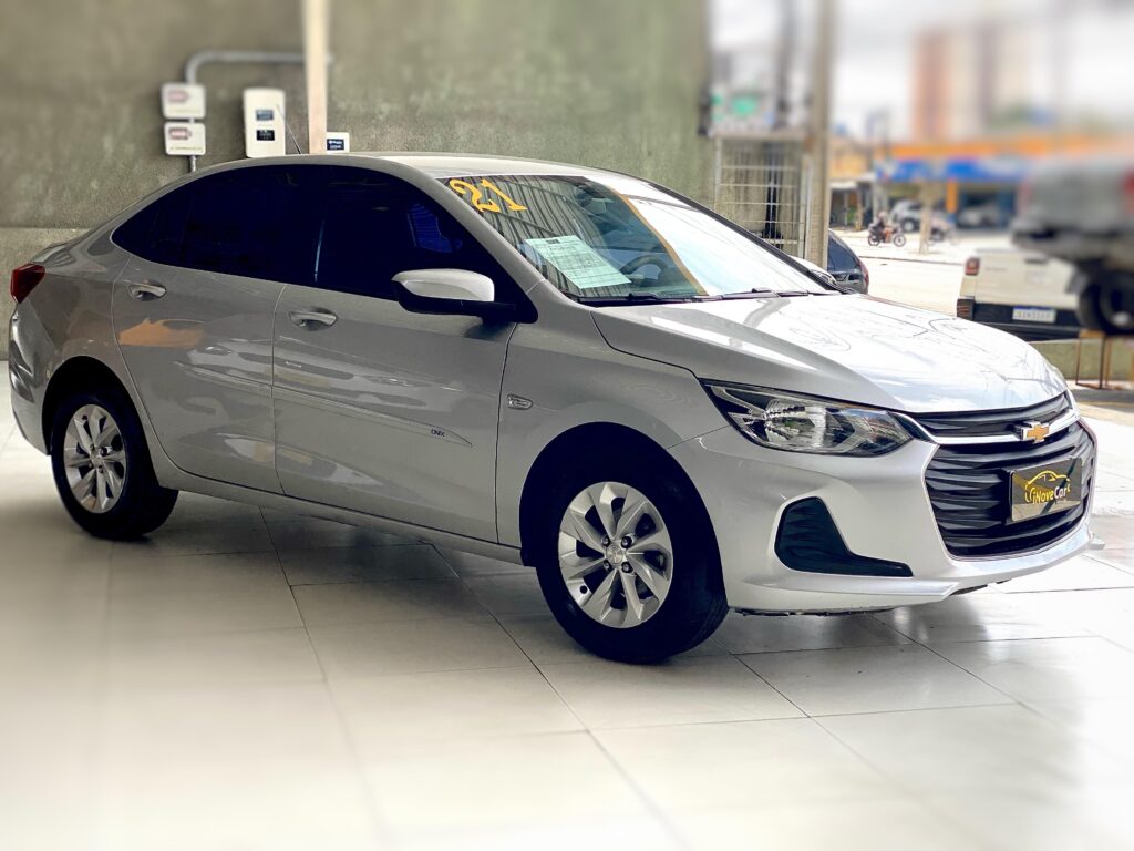 CHEVROLET ONIX PLUS 1.0 MT LT2 2022/2022