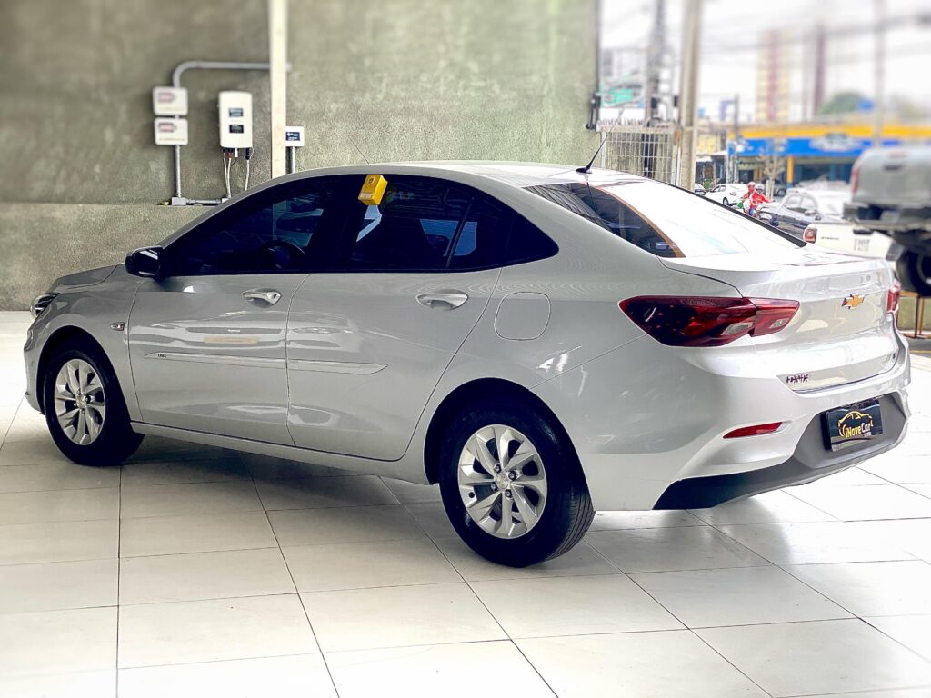 CHEVROLET ONIX PLUS 1.0 MT LT2 2022/2022