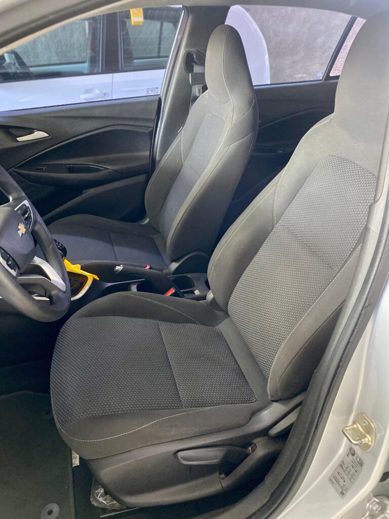 CHEVROLET ONIX PLUS 1.0 MT LT2 2022/2022