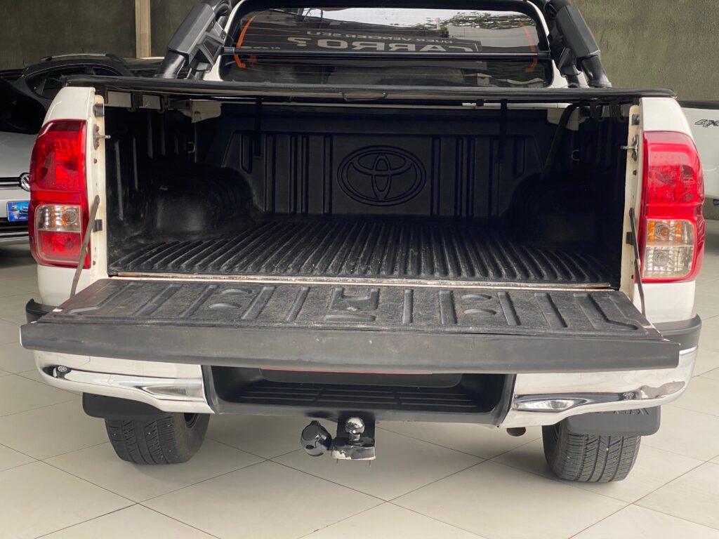 TOYOTA HILUX SRV CD 4X2 AUTOMÁTICO 2019/2020