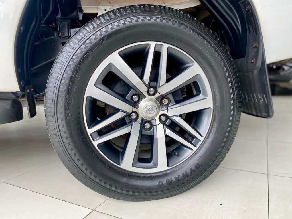 TOYOTA HILUX SRV CD 4X2 AUTOMÁTICO 2019/2020