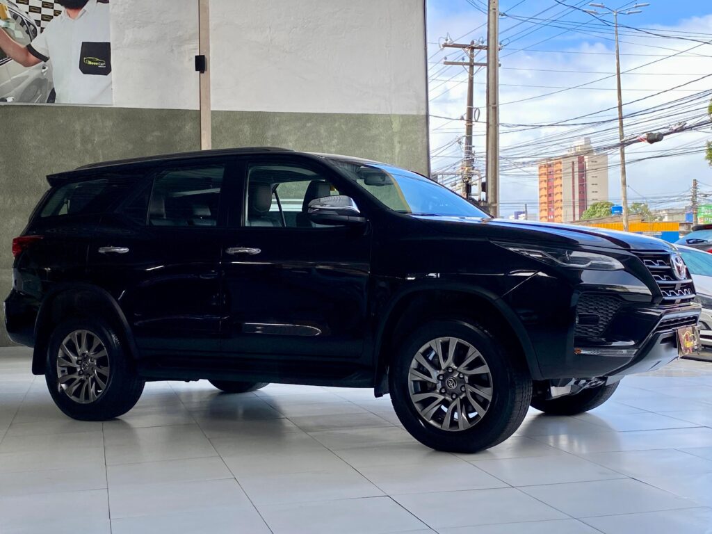 TOYOTA HILUX SW4 2.7 SRV AUTOMÁTICO 7 LUGARES 2021/2021