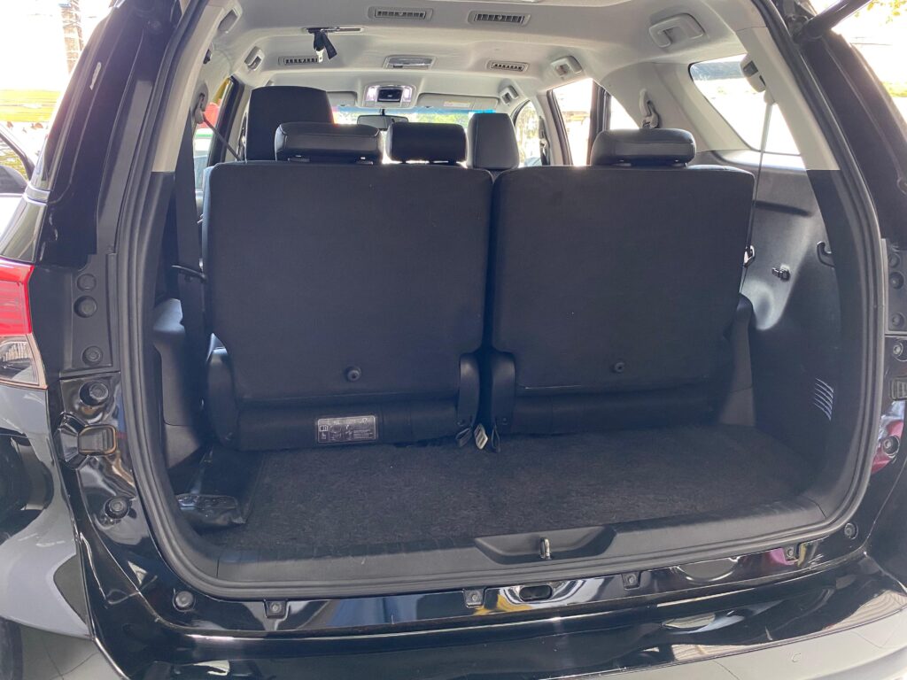 TOYOTA HILUX SW4 2.7 SRV AUTOMÁTICO 7 LUGARES 2021/2021