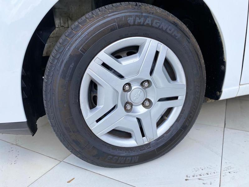 CHEVROLET ONIX 1.0 LT 2013/2013