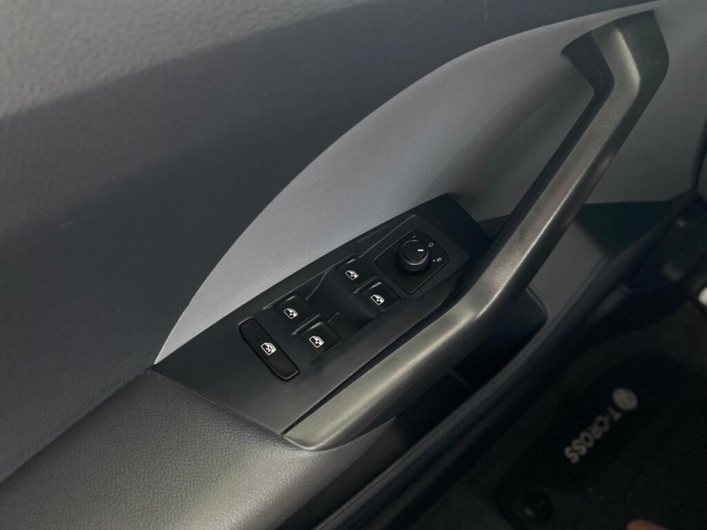 VOLKSWAGEN TCROSS SENSE 1.0 TSI FLEX 5P AUTOMÁTICO
