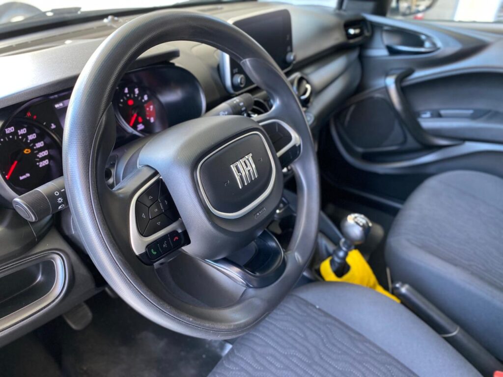 FIAT CRONOS 1.3 DRIVE 2023/2024