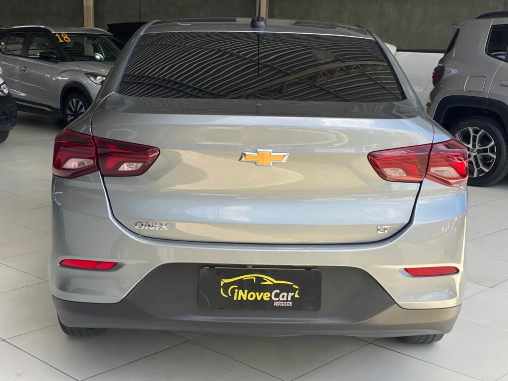CHEVROLET ONIX PLUS 1.0 MT LT2 2023/2024