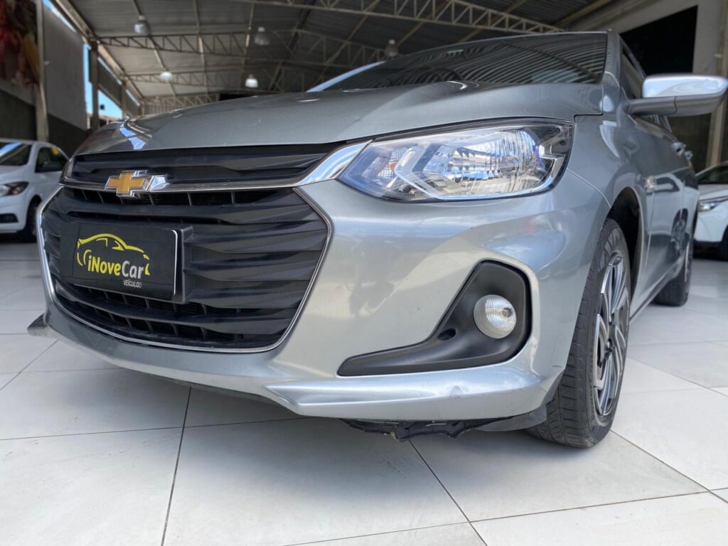 CHEVROLET ONIX PLUS 1.0 MT LT2 2023/2024