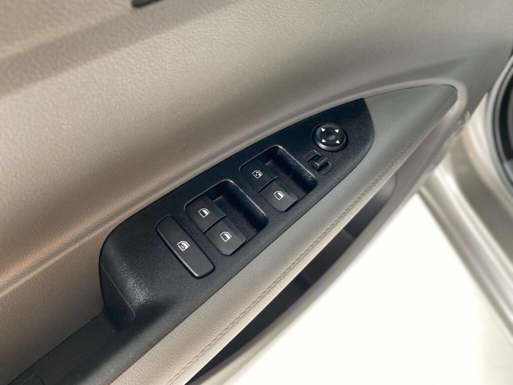 HYUNDAI HB20S 1.0 COMFORT 2023/2024