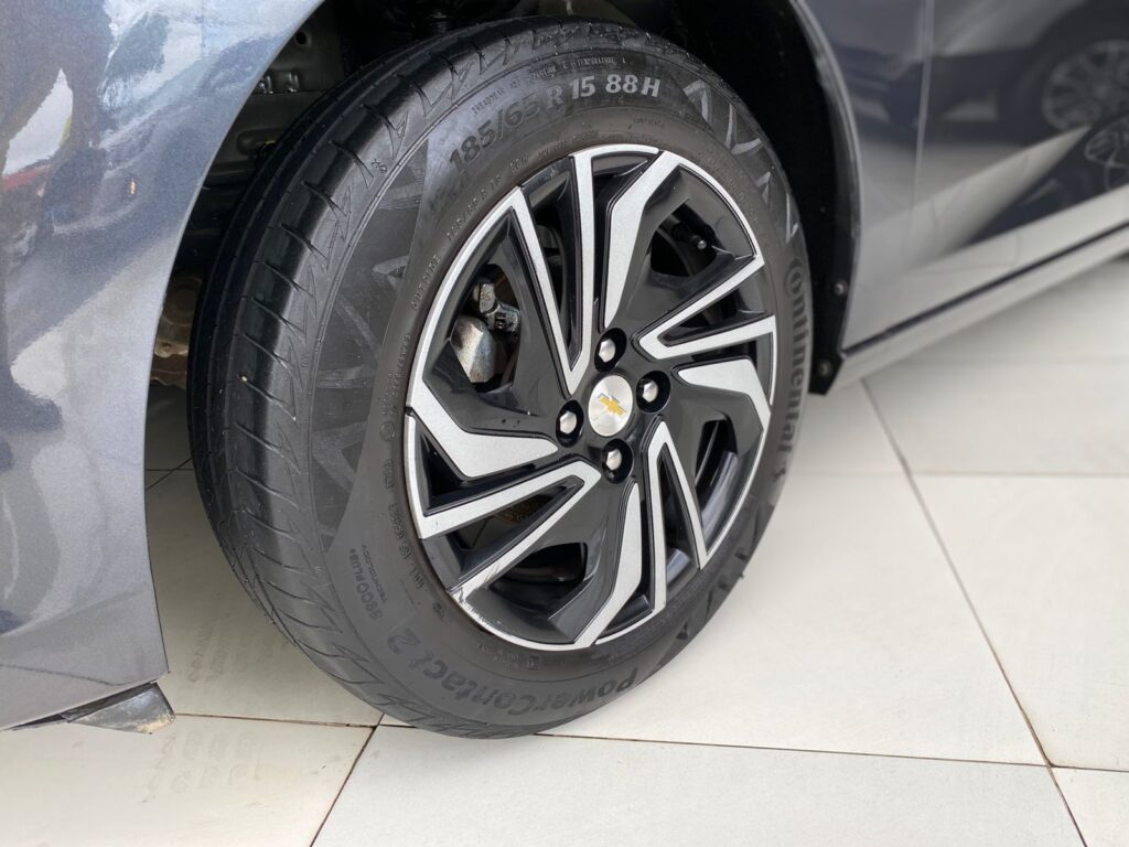 CHEVROLET ONIX PLUS 1.0 MT LT2 2024/2025