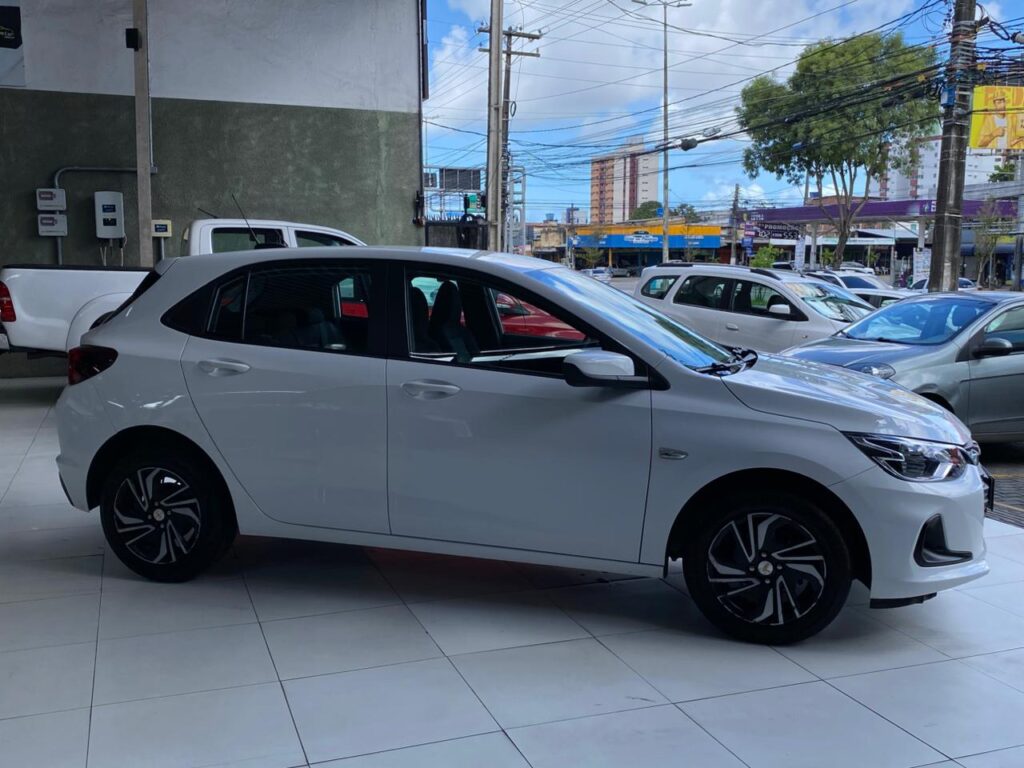 CHEVROLET ONIX 1.0 MT HATCH LT2 2025/2025