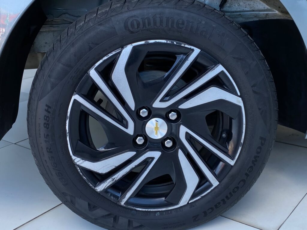 CHEVROLET ONIX PLUS 1.0 MT LT2 2025/2025