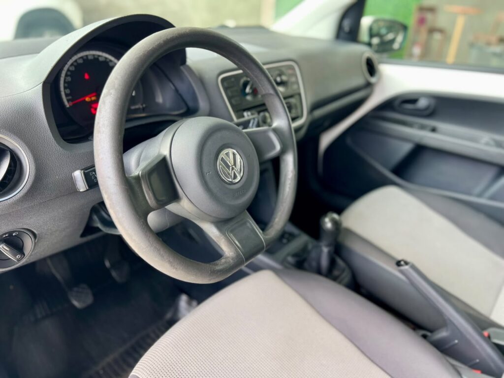 VOLKSWAGEN UP TAKE MCV 2016/2017
