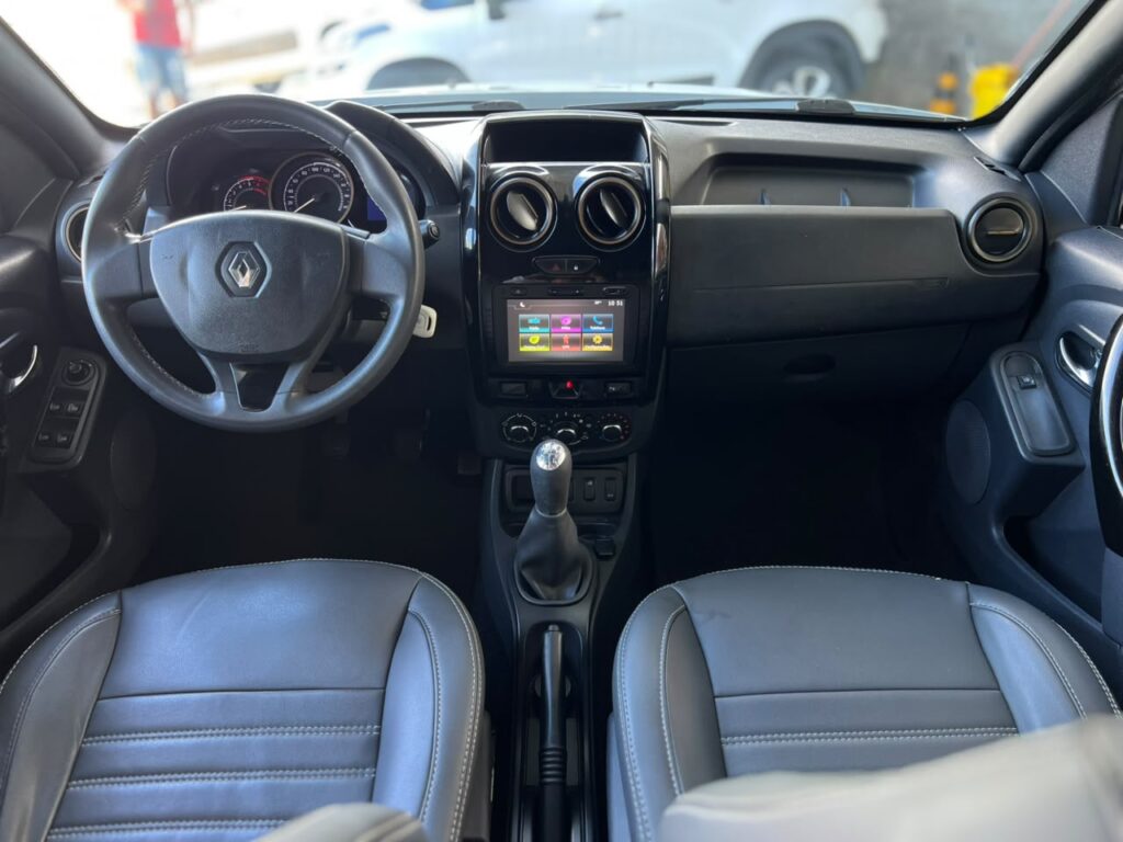 RENAULT DUSTER 1.6 DYNAMIQUE MANUAL 2017/2018