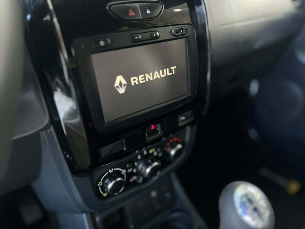 RENAULT DUSTER 1.6 DYNAMIQUE MANUAL 2017/2018