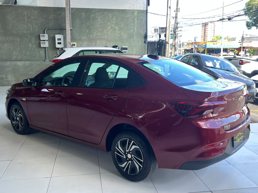 CHEVROLET ONIX PLUS 1.0 MT LT2 2023/2024
